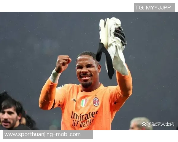 每日邮报评选今夏自由球员最强阵容莱万与B席领衔出战