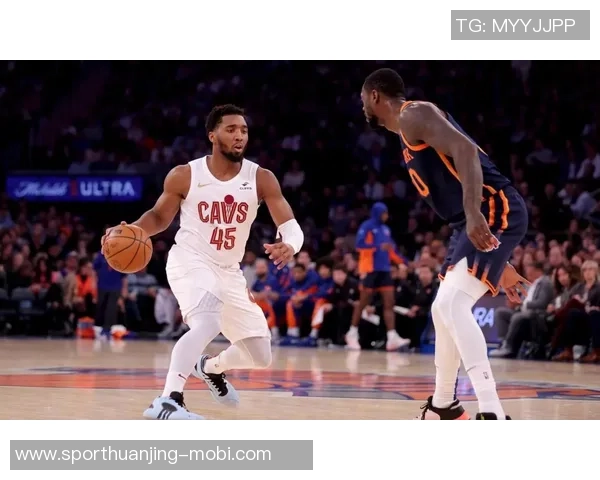 米切尔下半场表现低迷12投仅5中全场仅得15分球队遭遇失利